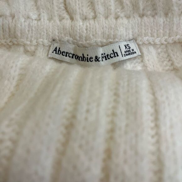 Abercrombie & Fitch Cream Off-the-Shoulder Sweater Ribbed Knit - Picture 2 of 6